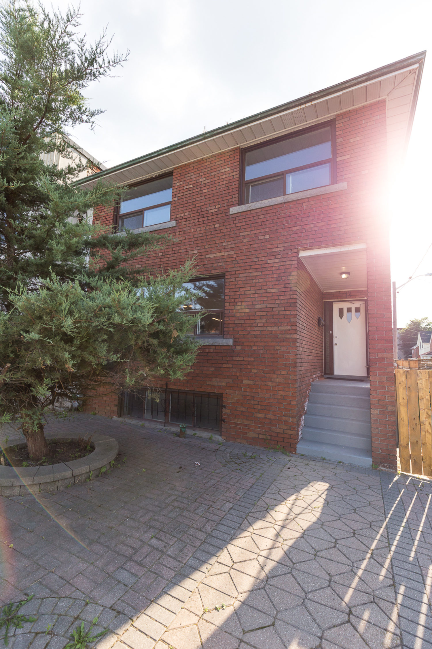 CARE Listing 14 Brock Ave