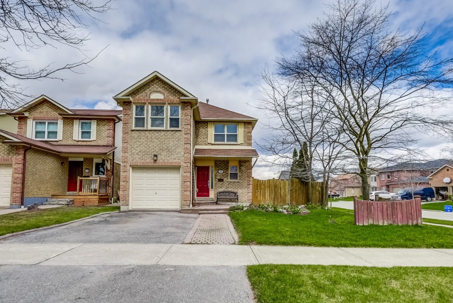 CARE Listing 440 Palmerston Ave