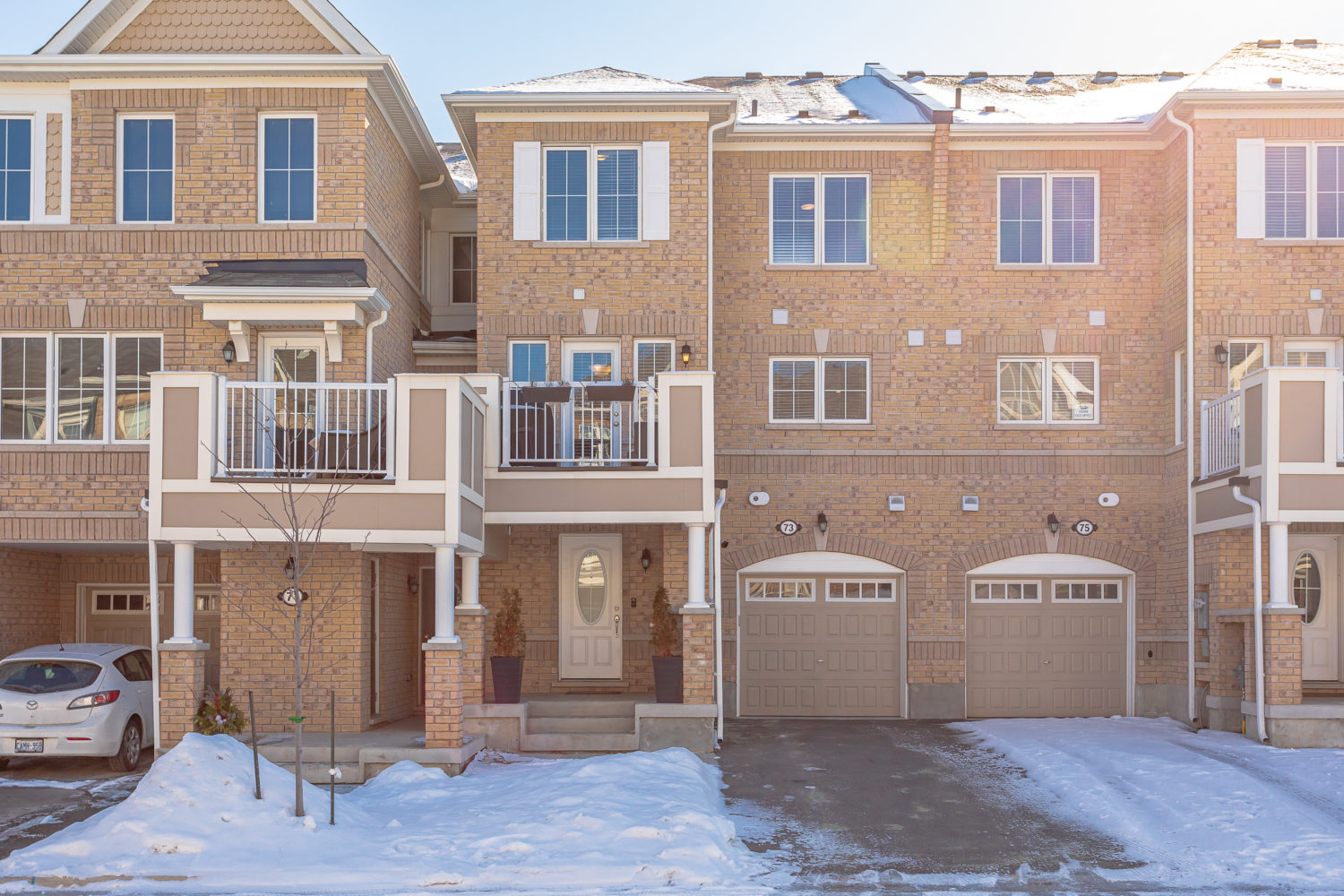 CARE Listing 73 Bond Head Crt